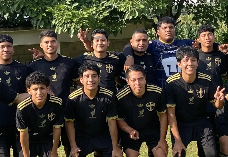 Santa Cruz, bicampeón de la Liga de Futbol de Comunidades de El Barrio de la Soledad.