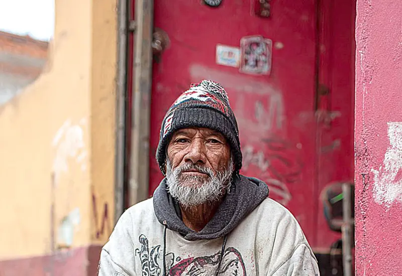 Durante 18 meses me he sentido enfermo, perdí el apetito, me cuesta conciliar el sueño y en ocasiones no logro dormir. 