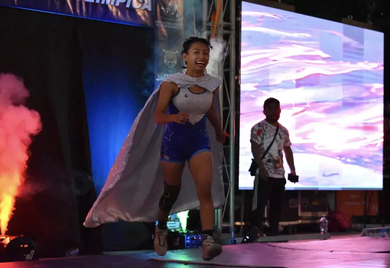 La medallista mundial Karen Ríos cerró con una exhibición