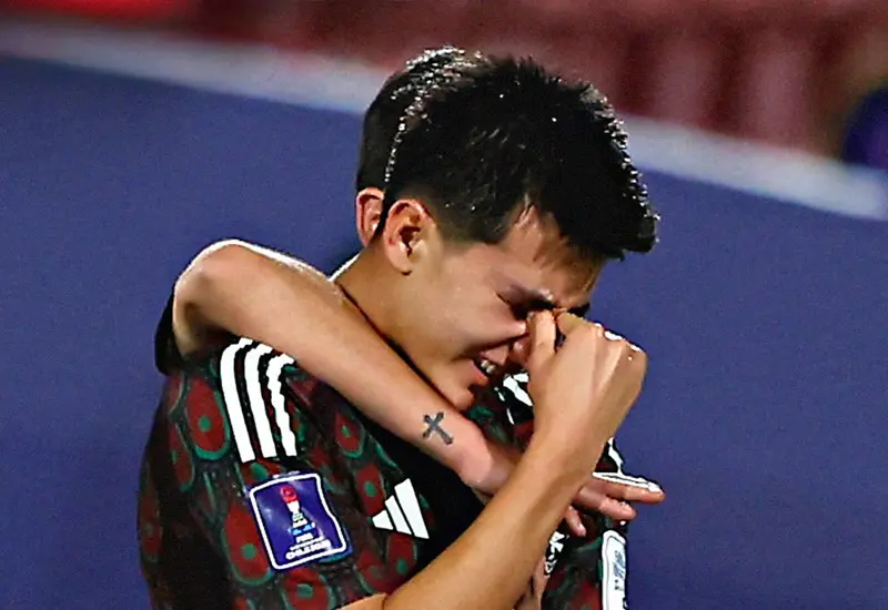 Gilberto Mora rompió en llanto tras la eliminación de la Selección Mexicana, en el Mundial de Futbol Sub 20 Chile 2025