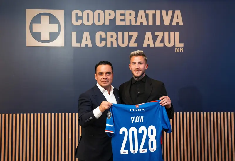 Gonzalo Piovi firmó una extensión de su contrato con Cruz Azul hasta 2028