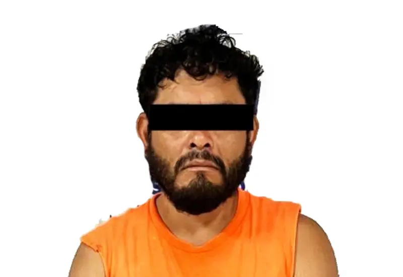 Luis de 39 años fue detenido acusado de encerrar en un cuarto a su exmujer, no darle de comer y abusar de ella.
