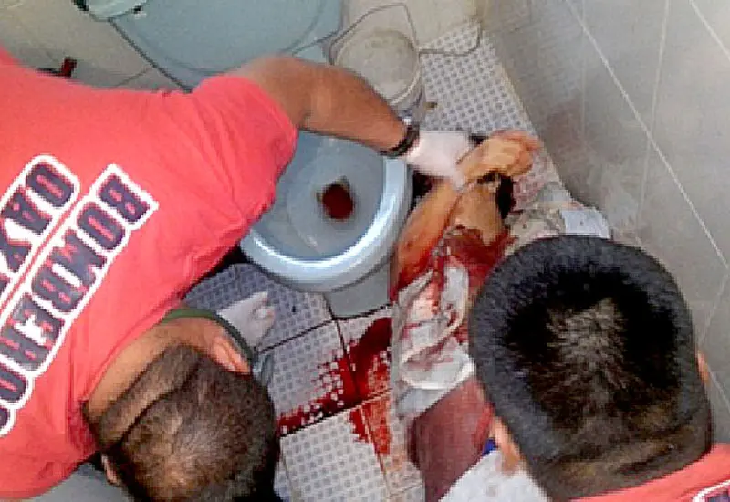 La víctima de feminicidio fue hallada sin vida en el baño de su domicilio ubicado en la calle Quinceo, de la colonia Volcanes.