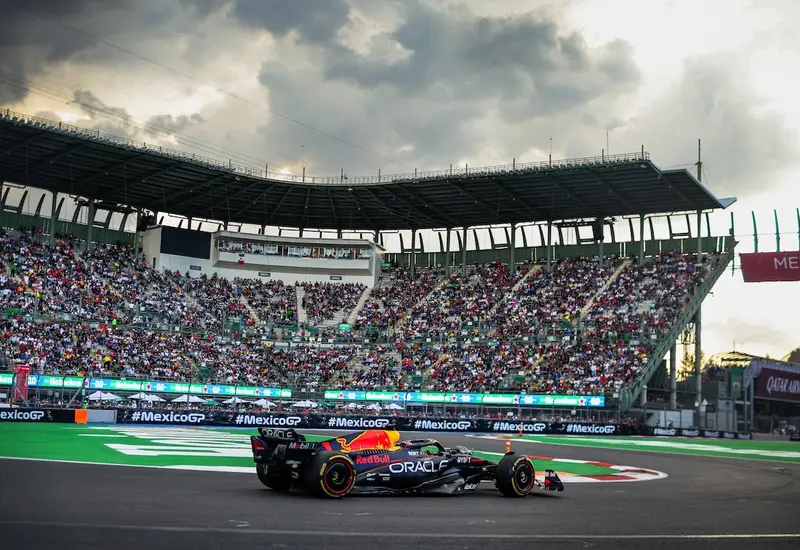 El piloto neerlandés Max Verstappen fue el más rápido en el primer día de prácticas del GP de México 2025