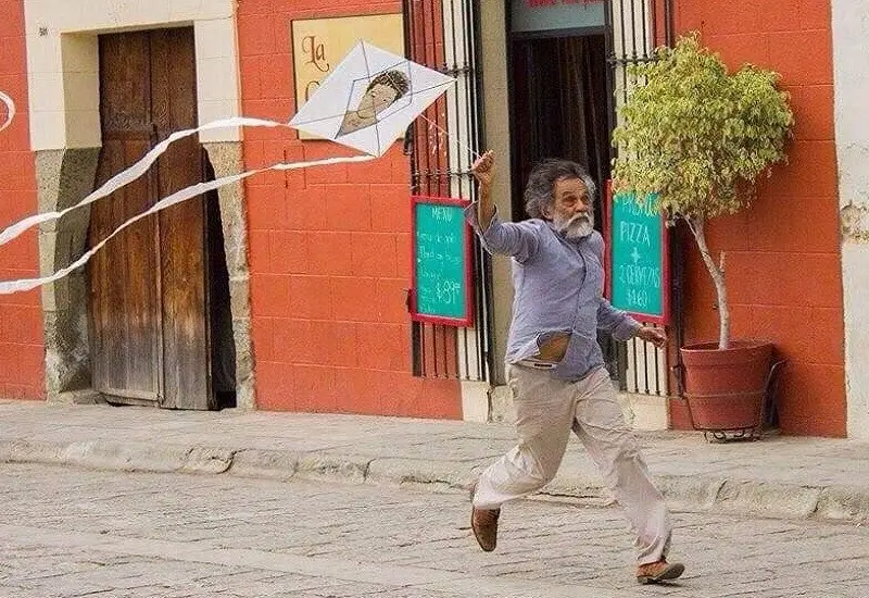francisco-toledo-volando-papalote