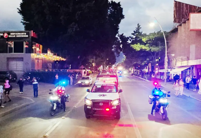 Un operativo de seguridad es implementado con patrullajes, filtros de concientización y la aplicación del dispositivo alcoholímetro en un punto de revisión vial.