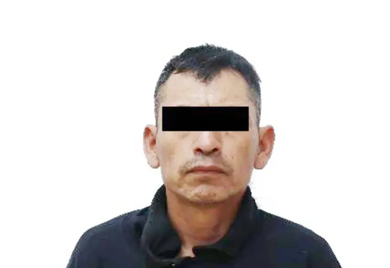 Dos sujetos son presentados por las autoridades después de violar los sellos de un inmueble asegurado para intentar robar una computadora.