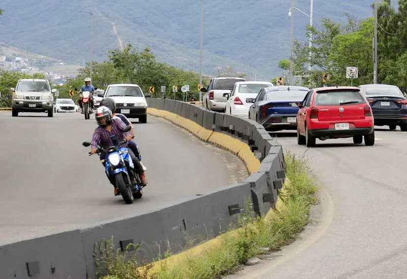 La vulnerabilidad de los motociclistas es mayor al estar más expuestos a bordo de sus unidades.