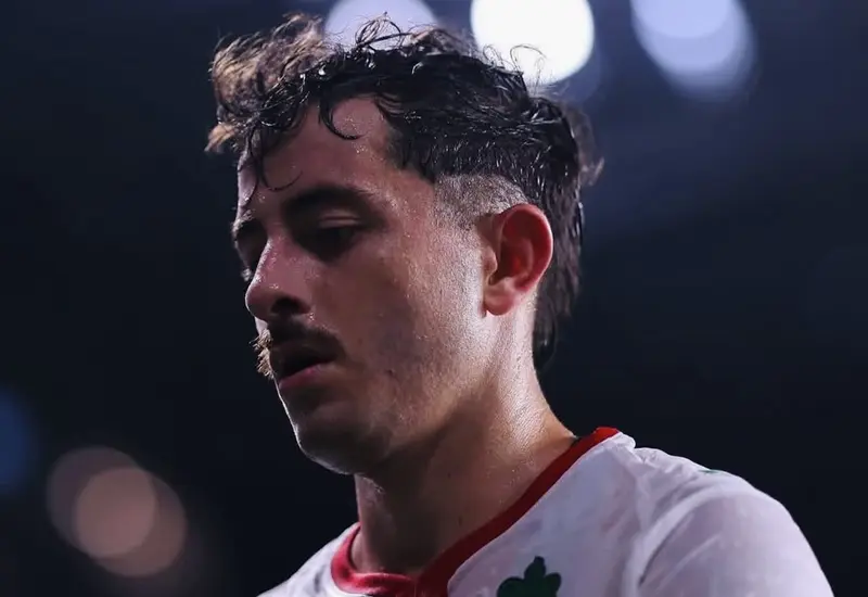 Se acabó el Torneo de Apertura 2025 para el defensa de Chivas, Alan Mozo, quien será operado de una rodilla.