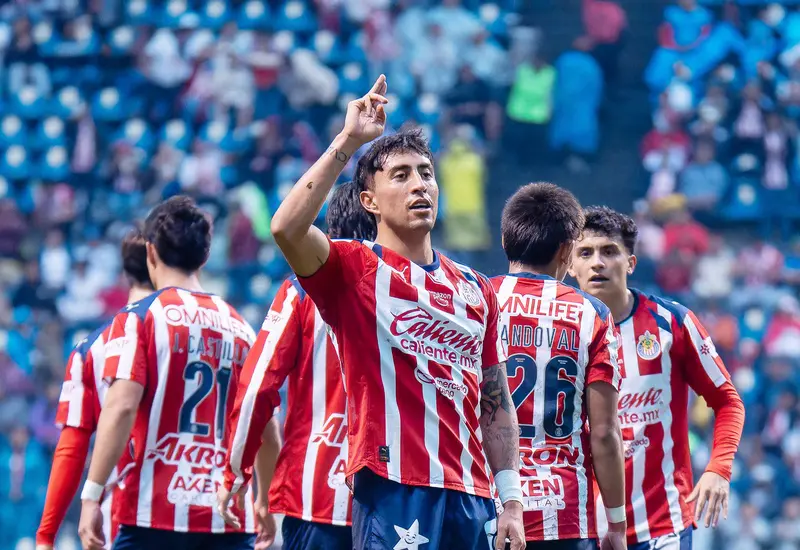 Chivas se impuso de visita ante Puebla y sumó su segunda victoria de manera consecutiva