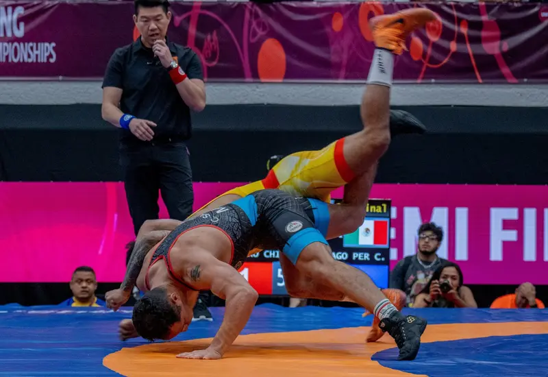 CRISTIAN STGO LUCHAS