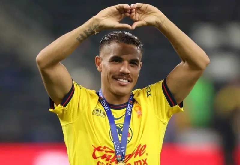 Por una lesión en el gemelo, Jonathan Dos Santos causó baja en América para el juego ante Monterrey