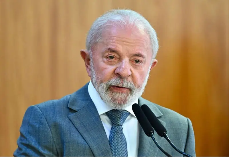 Luiz Inácio Lula da Silva dijo que no se "humillaría" intentando hablar directamente con Donald Trump. Foto: Afp