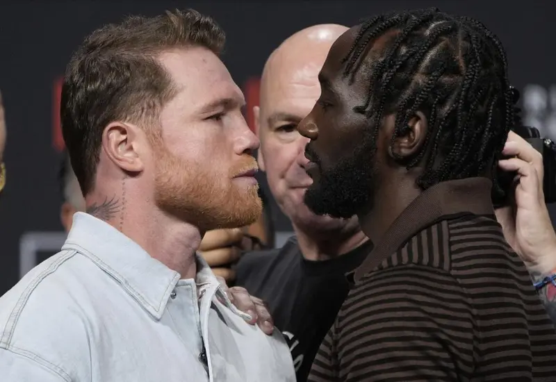 Saúl “Canelo” Álvarez, ni Terence Crawford vencieron la báscula y están listos para protagonizar el combate de campeonato mundial en Las Vegas