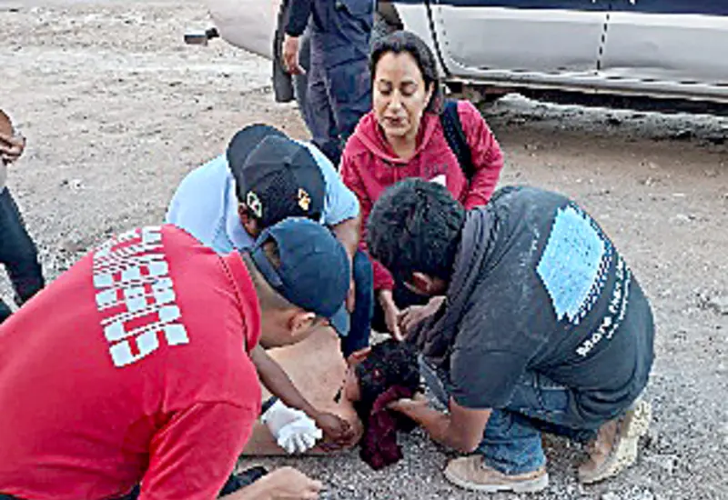 Auxilian a lesionado.