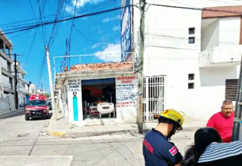  El accidente se suscitó al momento que circulaban por la calle Galeana esquina con Jiménez de la colonia centro en Huajuapan.