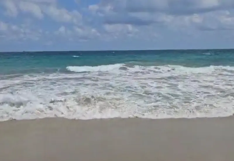 Mar de fondo golpeará el litoral de Oaxaca; piden no ingresar al mar.