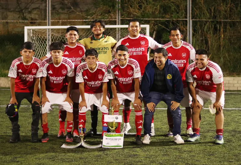 Arsenal se consagró campeón de la libre en el Deportivo Xochimilco.