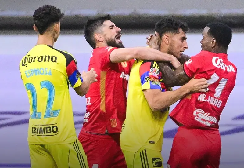 Helinho acusó haber recibido actos racismo