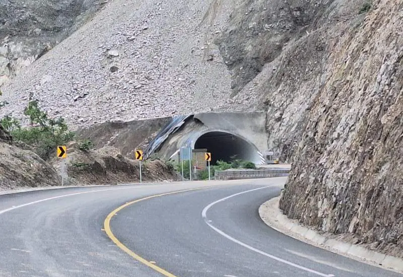 Confirman reconstrucción en la Mitla–Tehuantepec; así será el nuevo paso.