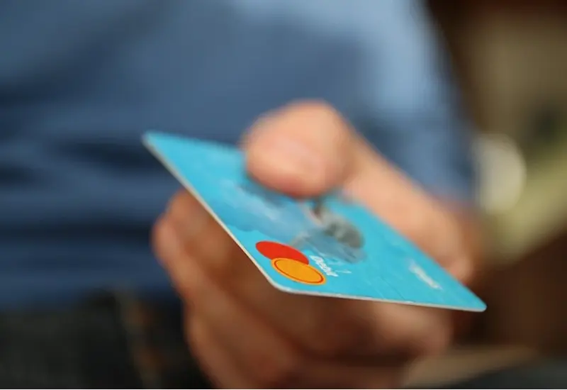 La tarjeta de crédito que está revolucionando el juego financiero y abriendo las puertas a miles de personas que antes eran ignoradas. 