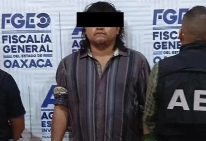 Un ex agente municipal de San Juan Mazatlán, Mixe, es detenido por las autoridades locales por un presunto caso de abuso de autoridad.