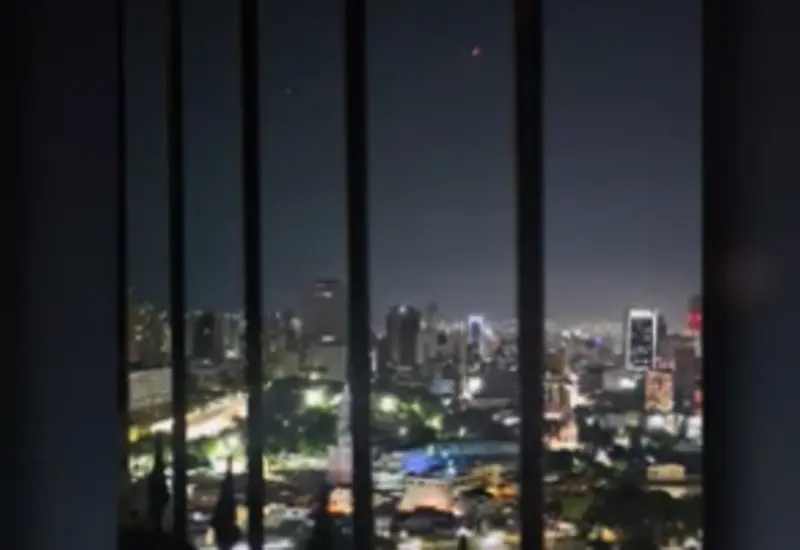 Varios drones son captados sobrevolando el cielo de Caracas, generando una situación de alarma entre los habitantes de la capital venezolana.