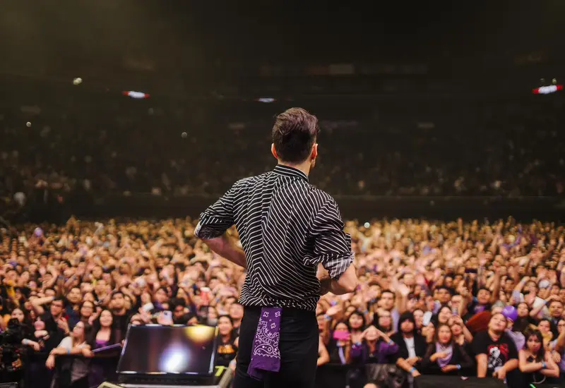 El cantante José Madero en una foto promocional para su concierto 'Sarajevo la gira' que se presentará próximamente en la ciudad de Oaxaca.