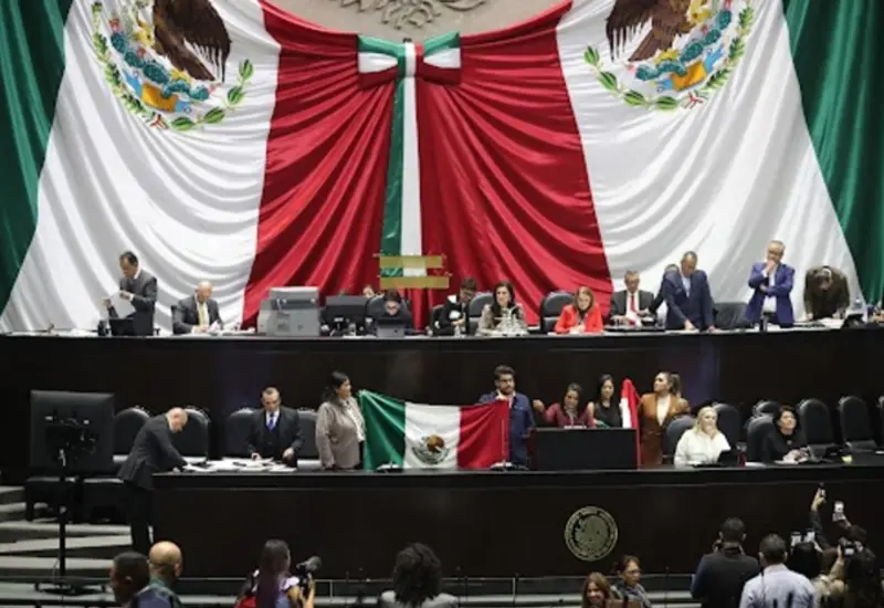 Un grupo de legisladores de Morena respaldan la postura oficial de la presidenta Sheinbaum en contra del injerencismo de Estados Unidos en Venezuela.
