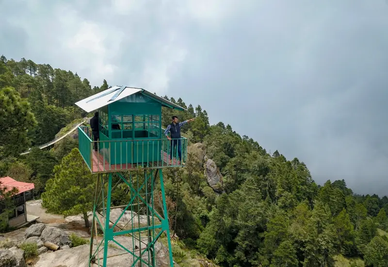 Un paisaje montañoso de la Sierra Juárez, hogar de los Pueblos Mancomunados de Oaxaca, nominados a un premio de turismo global.