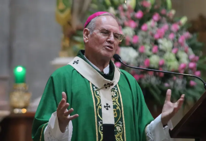 El arzobispo pide a la sociedad reconocer la dignidad de las personas que viven en la pobreza y evitar cualquier forma de desprecio.