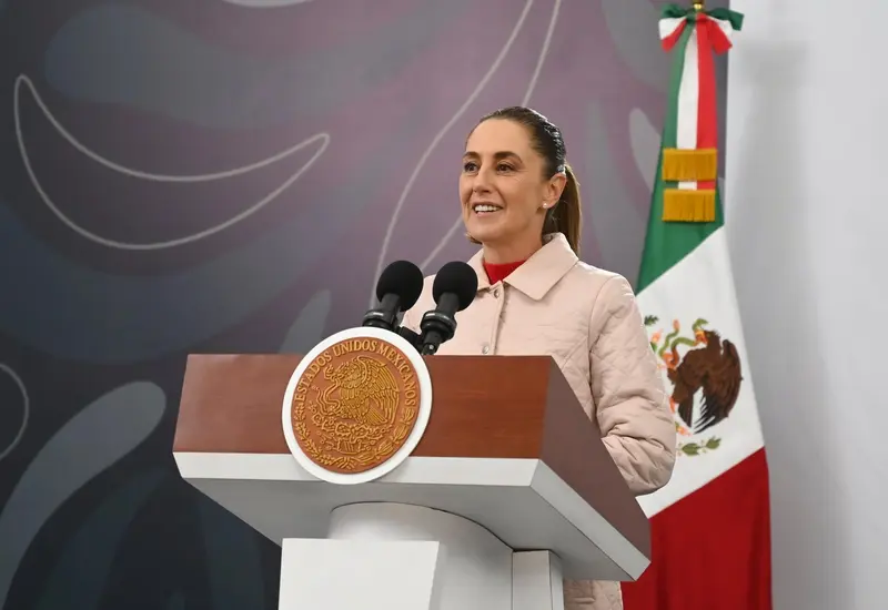 La Presidenta Claudia Sheinbaum Pardo durante un discurso donde recalca que los partidos políticos no pueden ser un paraguas para la delincuencia.