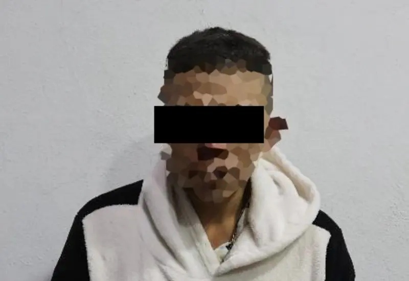 El presunto cristalero, identificado como G. T. B., es detenido por las autoridades en una calle del Centro Histórico de la ciudad.