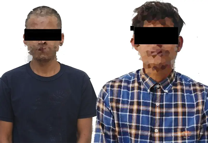 Dos hombres detenidos por el delito de robo con violencia son puestos a disposición de las autoridades del Ministerio Público para su proceso legal.