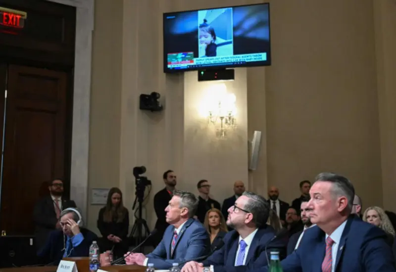 Funcionarios de inmigración de Estados Unidos testifican ante el Congreso sobre las 475 mil deportaciones realizadas durante el último año.