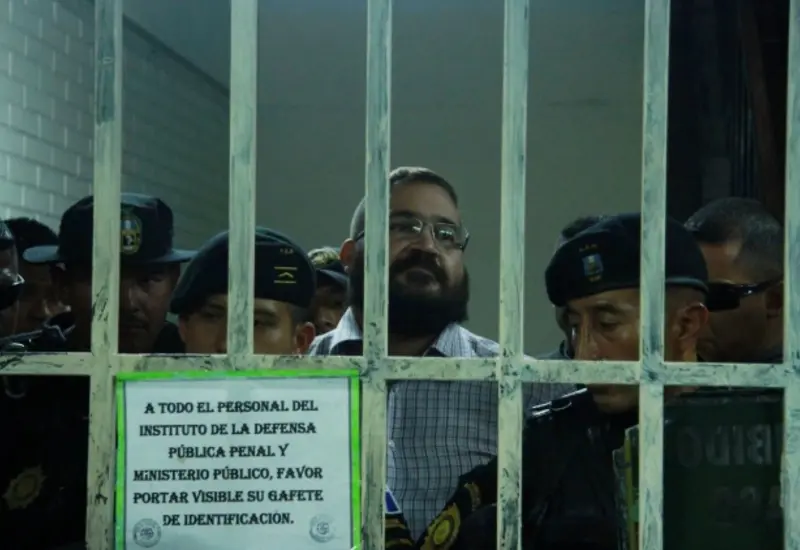 El exgobernador de Veracruz, Javier Duarte, captado durante la audiencia en la que fue vinculado a proceso por el delito de peculado.