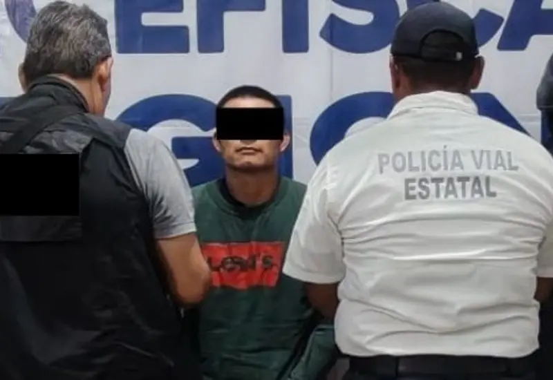 El sujeto con iniciales A.S.R., quien fue vinculado a proceso, es señalado como el presunto responsable de un doble homicidio.