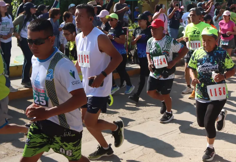 Anuncio de la Carrera Atlética de Ocotlán de Morelos, organizada por el Antequera Team, que se llevará a cabo el 2 de agosto.