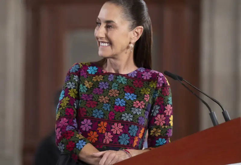 Claudia Sheinbaum destaca la fortaleza económica de México con indicadores clave, asegurando que la inflación en el país continúa con una tendencia a la baja.