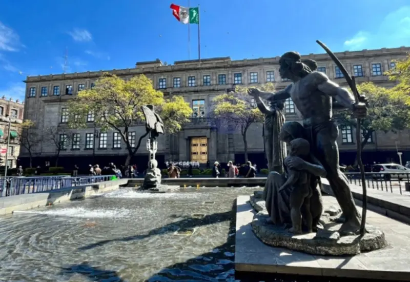 Fachada de la Suprema Corte de Justicia de la Nación, la cual protege la obligación patrimonial de los agentes aduanales en México.