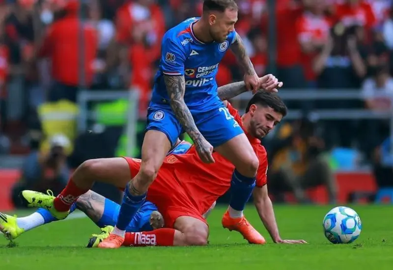 Los equipos Cruz Azul y Toluca se enfrentarán en el partido final por el prestigioso título de Campeón de Campeones de la Liga MX.