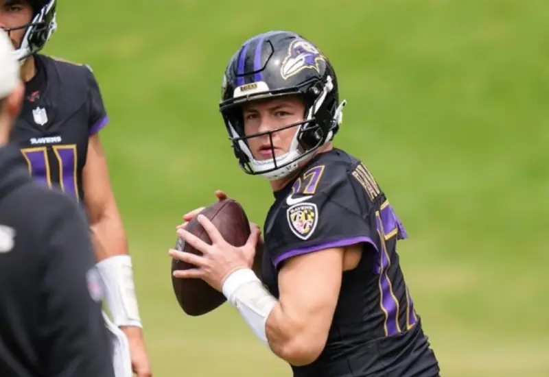 El quarterback Diego Pavia, cuyo sueño en la NFL terminó al ser dado de baja por los Ravens de Baltimore antes de la pretemporada.