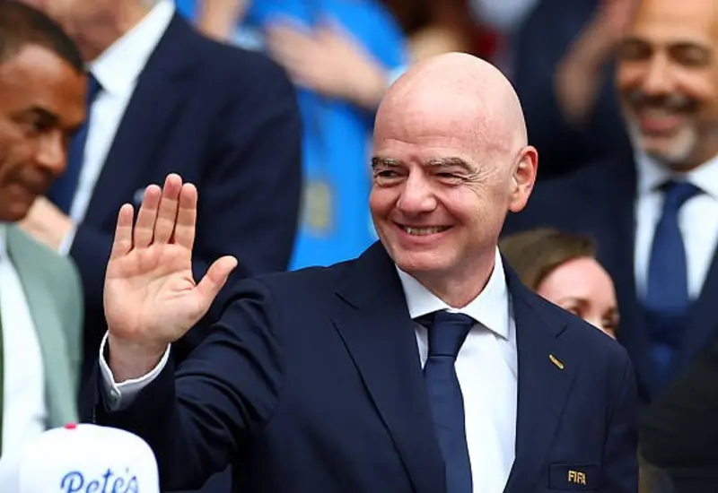 El presidente de la FIFA, Gianni Infantino, durante una presentación sobre su propuesta para expandir el Mundial a 64 equipos para el año 2030.