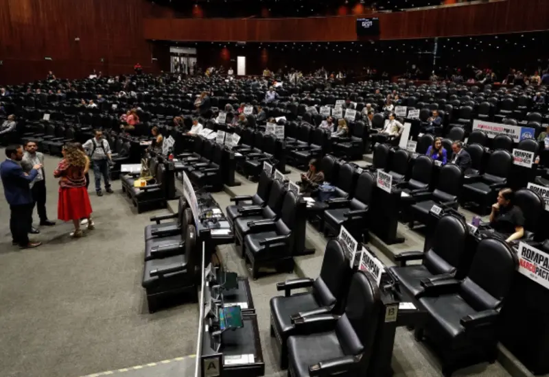 El primer informe de la cuenta pública 2025 es presentado en el Congreso, un documento que se enfoca en el gasto federalizado del país.