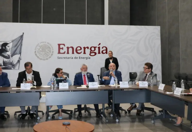 José Antonio Urteaga, nuevo director del Fide, durante el anuncio de su nombramiento, el cual fue respaldado por Sener y CFE.