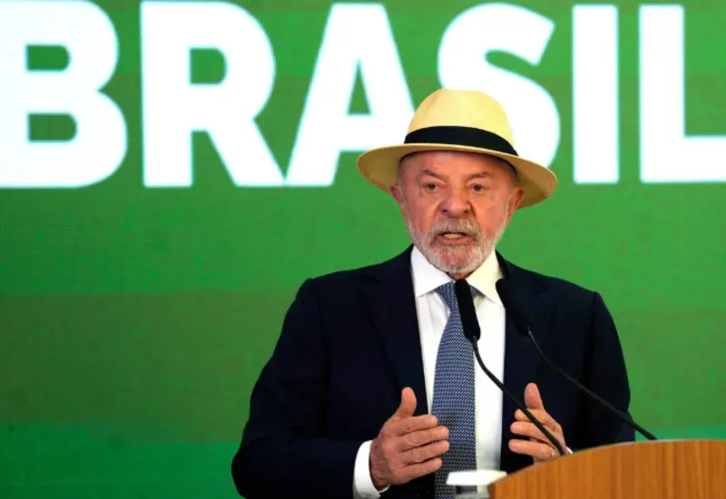 El político brasileño Luiz Inácio Lula da Silva, quien busca un nuevo mandato presidencial en medio de tensiones con funcionarios electorales estadounidenses.