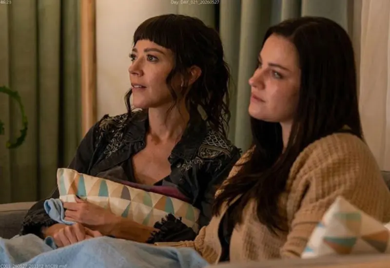 La actriz Maite Perroni en su nuevo proyecto cinematográfico, 'Belleza', una película que aborda temas como la identidad, la autoestima y la aceptación.