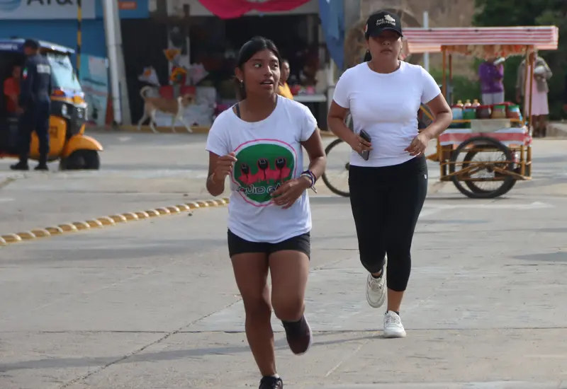Imagen promocional de la Quinta Carrera Atlética Chintera 2026, un evento deportivo que ofrece inscripciones gratuitas para todos los participantes.