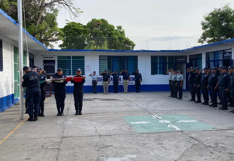 Encuentro interinstitucional de las fuerzas de seguridad en Juchitán, Oaxaca, para fortalecer el trabajo conjunto en la región del Istmo.