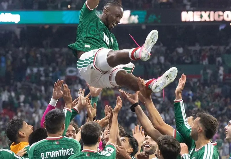 La Selección Mexicana de futbol se posiciona entre la élite mundial al entrar en el Top 10 del ranking internacional.